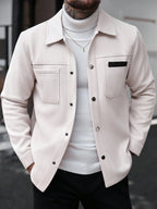 Manfinity CasualCool Manteau long casual à manches longues de couleur unie pour hommes, convenant à l'automne et à l'hiver. Manteau crème à boutons pour hommes