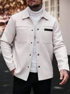 Manfinity CasualCool Manteau long casual à manches longues de couleur unie pour hommes, convenant à l'automne et à l'hiver. Manteau crème à boutons pour hommes