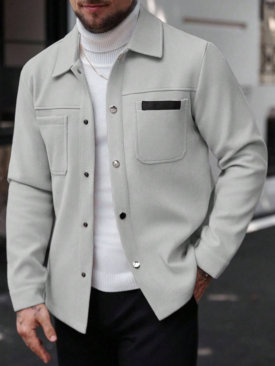 Manfinity CasualCool Manteau long casual à manches longues de couleur unie pour hommes, convenant à l'automne et à l'hiver. Manteau crème à boutons pour hommes