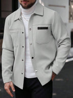 Manfinity CasualCool Manteau long casual à manches longues de couleur unie pour hommes, convenant à l'automne et à l'hiver. Manteau crème à boutons pour hommes