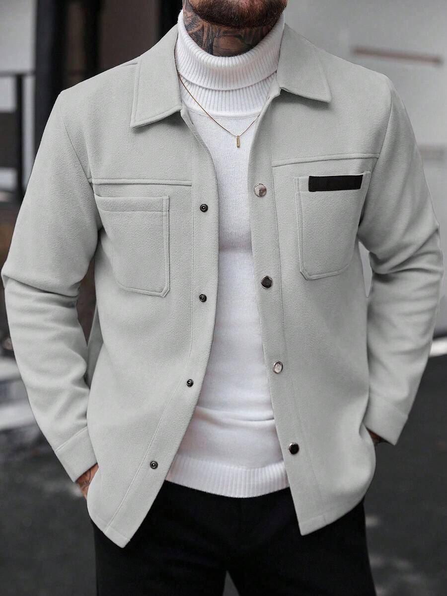 Manfinity CasualCool Manteau long casual à manches longues de couleur unie pour hommes, convenant à l'automne et à l'hiver. Manteau crème à boutons pour hommes