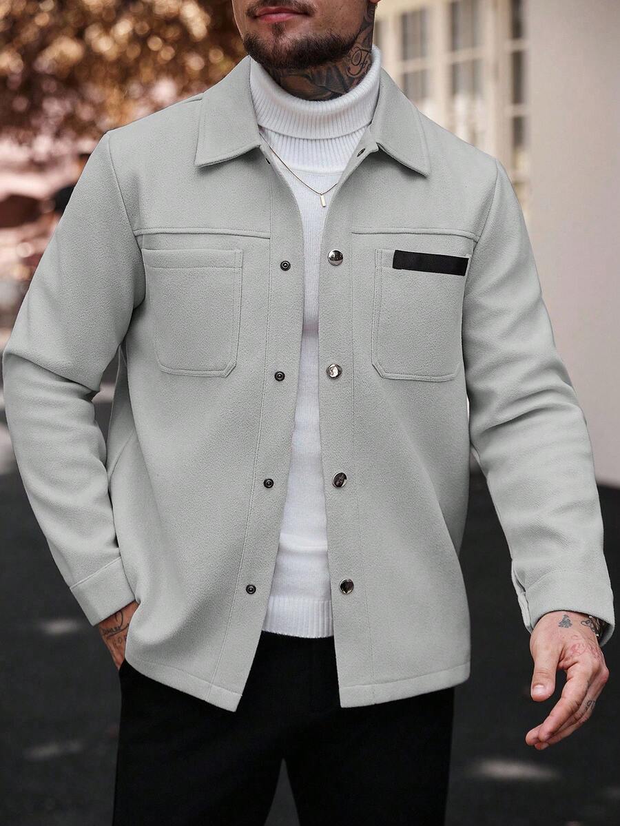 Manfinity CasualCool Manteau long casual à manches longues de couleur unie pour hommes, convenant à l'automne et à l'hiver. Manteau crème à boutons pour hommes