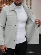 Manfinity CasualCool Manteau long casual à manches longues de couleur unie pour hommes, convenant à l'automne et à l'hiver. Manteau crème à boutons pour hommes